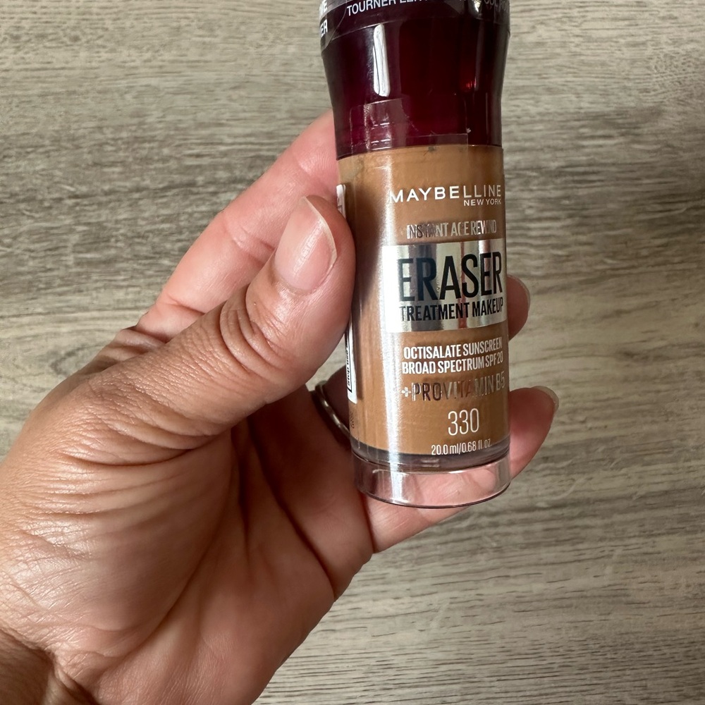 2/ $10 Maybelline Instant Age Rewind Eraser - 330 - Picture 2 of 6